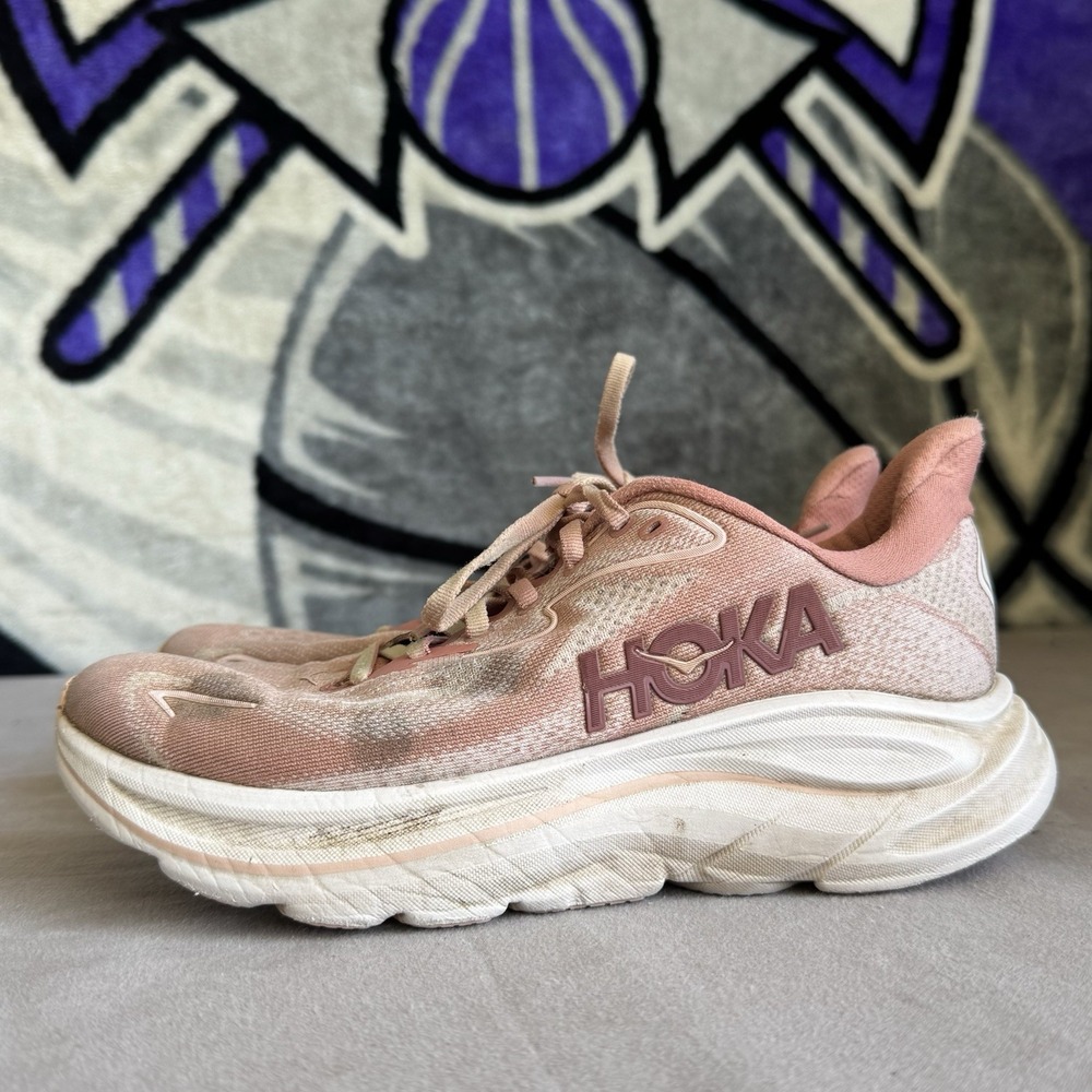 Size 8B - Hoka One One Clifton 10 Sneaker Shoes 1162031 Blush/Rose Latte Women's